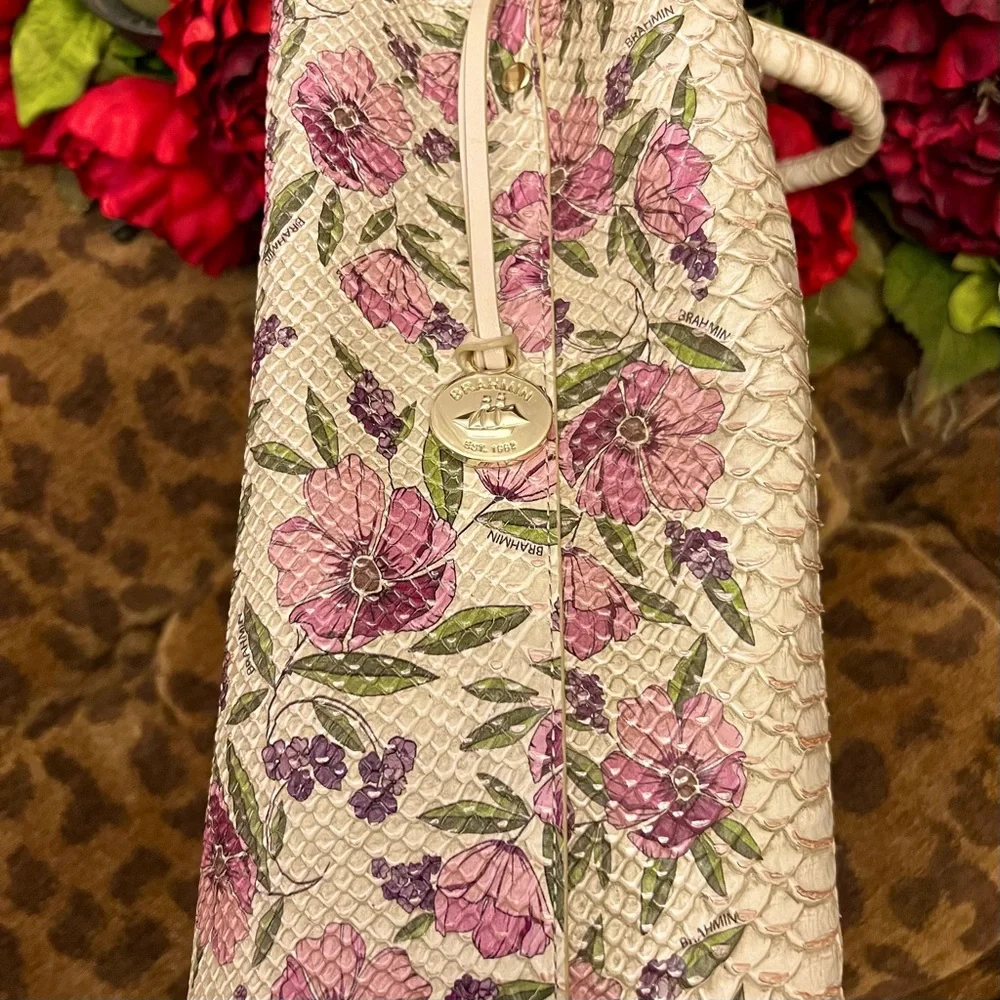 Brahmin Amelia Labyrinth Handbag Purple Flowers - Picture 4 of 14